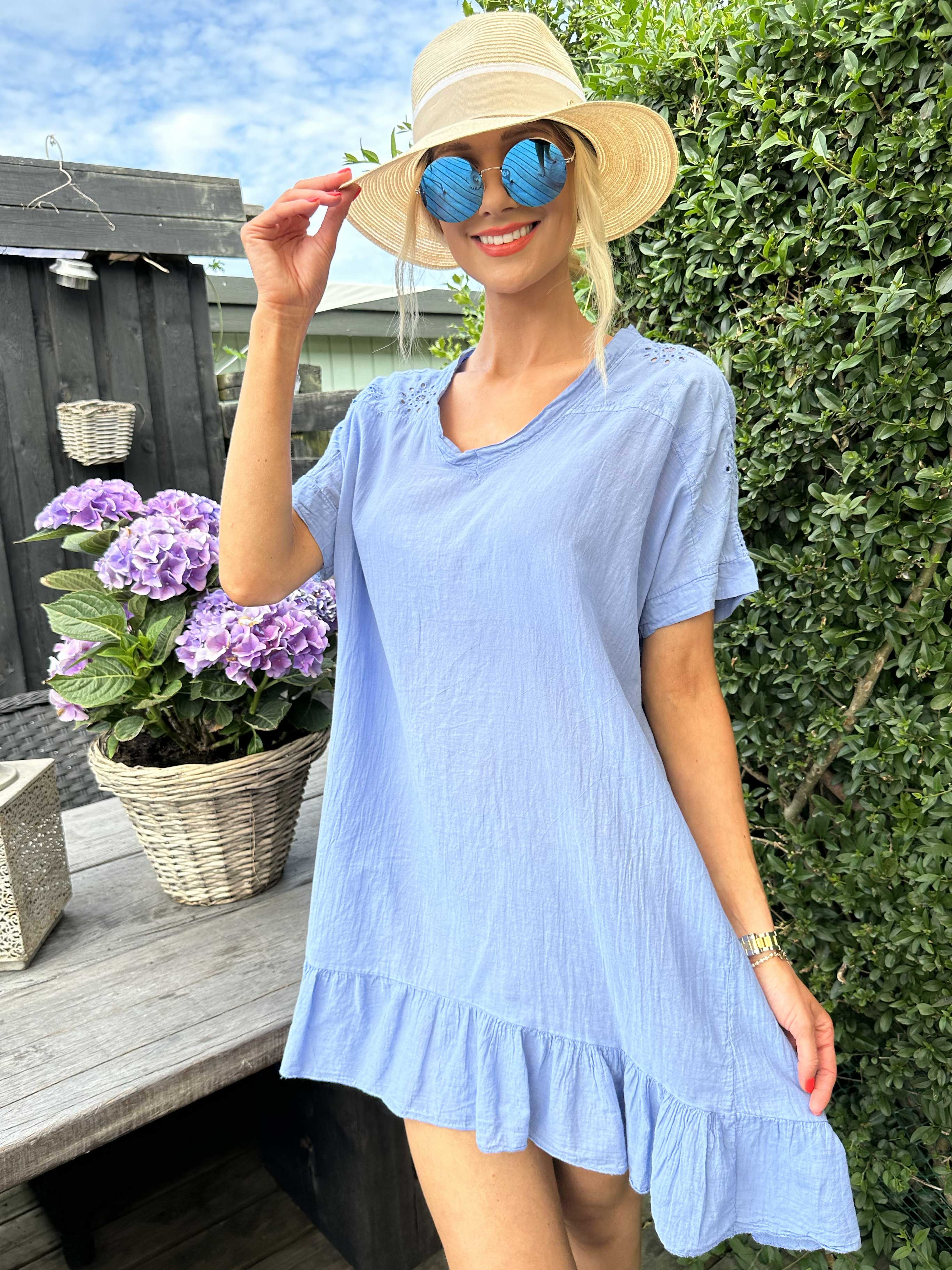 Bine - Simpel sommerkjole med broderie anglaise